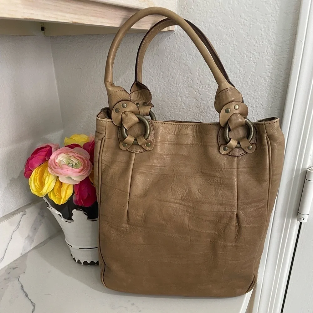 FALOR NWOT Genuine Leather Made in Italy, soft Brown Fawn color, cool details - Picture 1 of 12